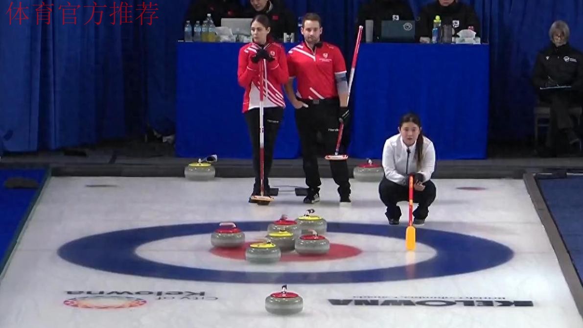 冬奥会冰壶混双资格赛：中国队7-4丹麦队 取得四连胜